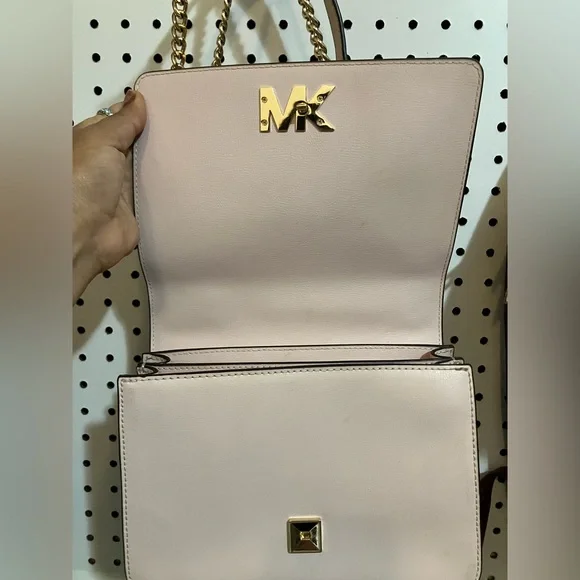 Michael Kors Baby pink Shoulder Bag - Picture 6 of 6